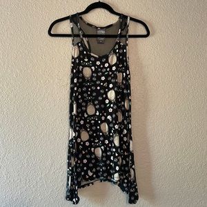 Hot Topic My Neighbour Totoro Licensed by Studio Ghibli Medium Tank Top